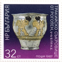 32 стотинки