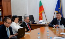 Министър Алексиев се среща с представители на China Railway Rolling Stock Corporation
