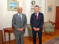 Minister Georgi Todorov and Greek Ambassador Dimitrios Chronopoulos discussed opportunities to facilitate traffic between Bulgaria and Greece