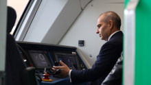 Grozdan Karadzhov: 100% of express trains are now powered by new Siemens Smartron locomotives
