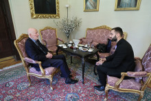 Deputy Minister of Transport and Communications Murad Turk held a meeting with Tsar Simeon II
