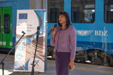 Зам.-министър Тимева: Свързваме европейските инвестиции в инфраструктура с европейските инвестиции в нов подвижен състав