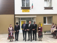 Министър Росен Желязков откри пощенска станция в Сърница