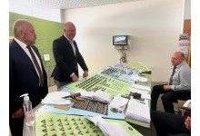 Министър Желязков открива обновената жп гара Карнобат