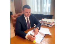 Вицепремиерът Христо Алексиев подписа решението за избор на изпълнител за извършване на полети с вертолети за нуждите на спешната медицинска помощ по въздуха (HEMS)