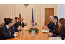 Министър Гвоздейков и посланиците на САЩ в България и Гърция обсъдиха проектите по направлението Север-Юг