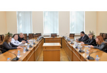 Министър Красимира Стоянова: Държавата прави много за „Български пощи“, сега на ход е ръководството 