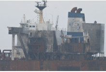 Танкер „Кайрос“ е в стабилно положение, предстои операция за извеждане на безопасно място