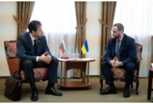 Министър Корман Исмаилов и украинският вицепремиер Олексий Кулеба договориха възобновяване на железопътната връзка между България и Украйна
