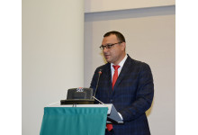 Министър Ивайло Московски: Концесията е най-правилното решение за развитието на летищата