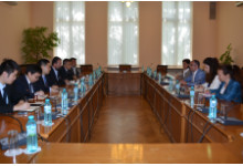 Зам.-министър Велик Занчев се срещна с представители на най-големия производител на тежкотоварни автомобили в Китай