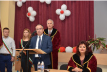 Зам.-министър Велик Занчев поздрави завършващите студенти във ВТУ „Тодор Каблешков“