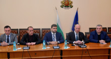 Министър Росен Желязков, европейски депутати и представители на бранша обсъдиха новите предложения в „Пакета за мобилност I“