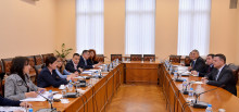 Вицепремиерът Христо Алексиев предостави на общините указания за прилагане на мярката за намаленията за автобусния транспорт за учащи и пенсионери