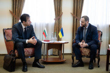 Министър Корман Исмаилов и украинският вицепремиер Олексий Кулеба договориха възобновяване на железопътната връзка между България и Украйна