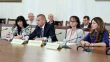 Министър Георги Пеев: Железопътният транспорт е нашата ахилесова пета