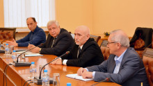 Министър Николай Събев: Еднакви условия и такси за  жп превозвачите ще се постигнат с обединени действия 