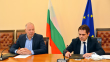 Министър Росен Желязков: Автобусните превозвачи ще бъдат подпомогнати с 30 млн. лв. 