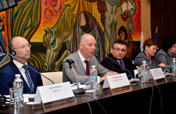 Министър Росен Желязков: Необходимо е да започнем работа по нова стратегия за пътна безопасност