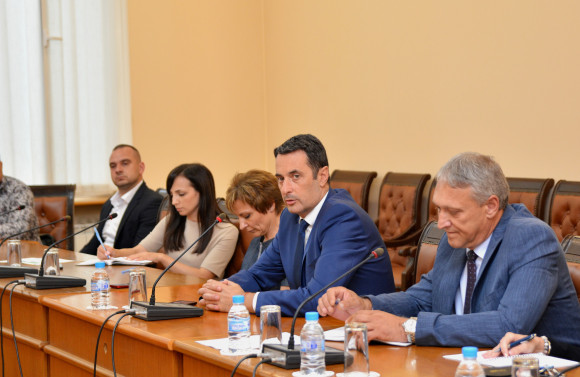 Minister Georgi Gvozdeykov Discussed the Development of Freight and Bus Transport with the Industry