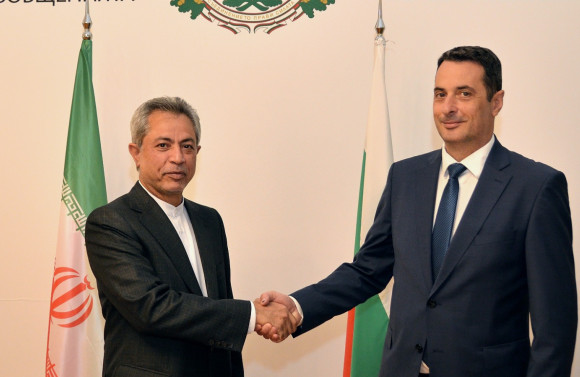 Министър Гвоздейков се срещна с посланика на Иран