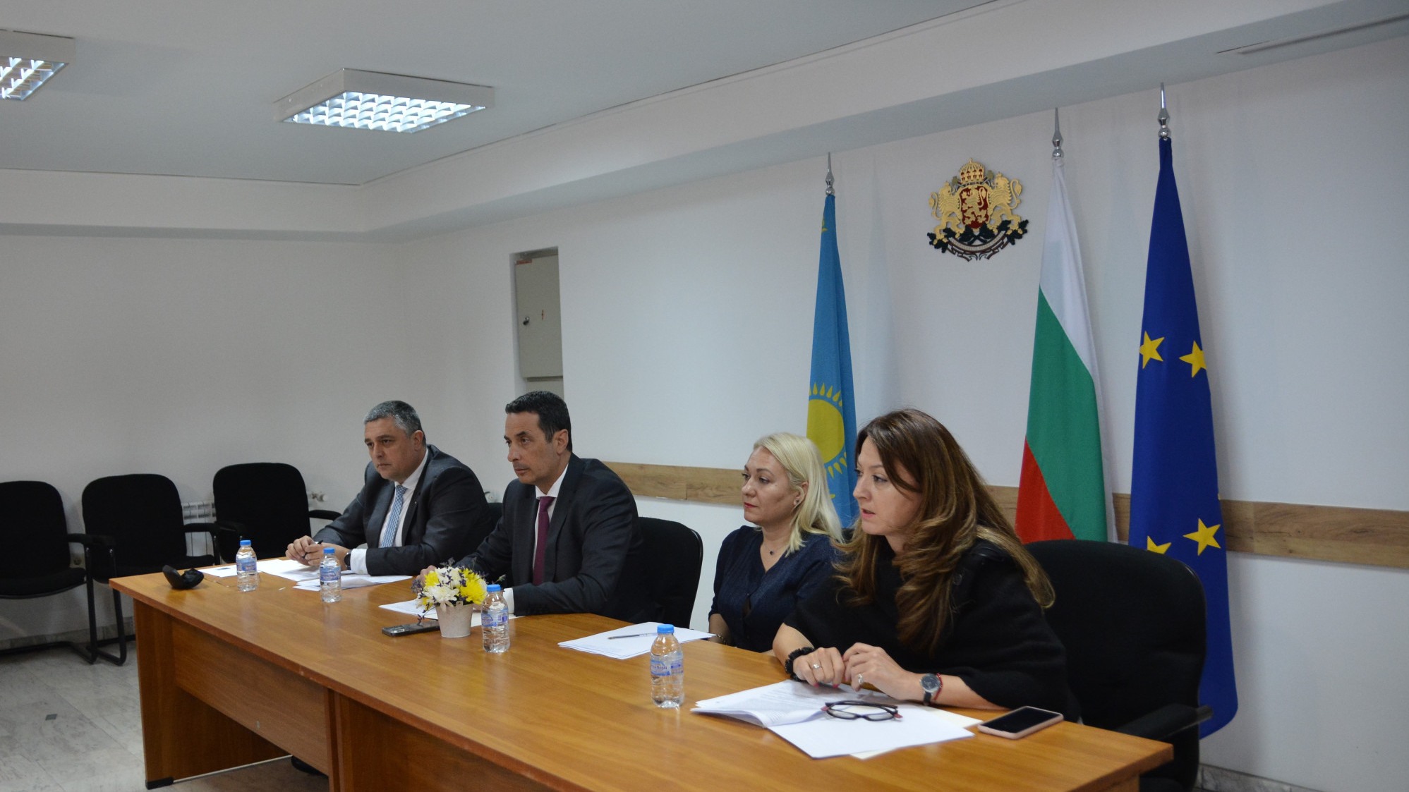 Транспортните министри на България и Казахстан обсъдиха мултимодалната свързаност между двете държави
